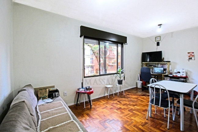 Apartamento com 2 Quartos à Venda, 61 m² em Teresópolis - Porto Alegre