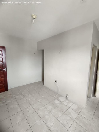 Imagem Apartamento com 2 Quartos à Venda, 43 m² em Parque Albano - Caucaia