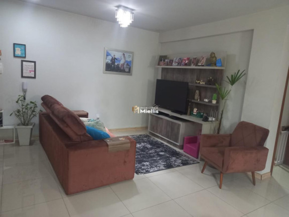 Imagem Imóvel com 2 Quartos à Venda, 20 m² em Jardim Algarve - Alvorada Imagem Imóvel com 2 Quartos à Venda, 20 m² em Jardim Algarve - Alvorada