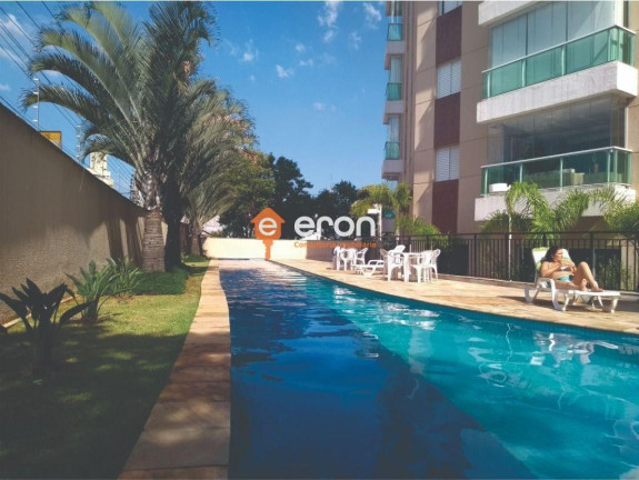 Imagem Apartamento com 3 Quartos à Venda, 130 m²