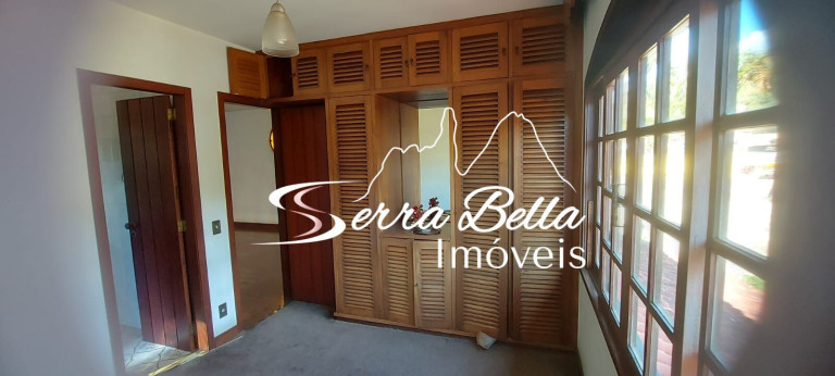 Imagem Casa com 3 Quartos para Alugar, 250 m² em Várzea - Teresópolis