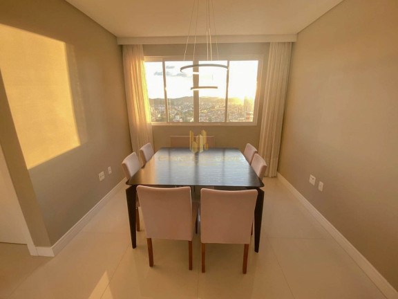 Imagem Apartamento com 3 Quartos à Venda, 134 m² em Centro - Balneário Camboriú Imagem Apartamento com 3 Quartos à Venda, 134 m² em Centro - Balneário Camboriú