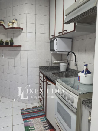 Imagem Imóvel com 2 Quartos para Temporada, 70 m² em Meia Praia - Itapema Imagem Imóvel com 2 Quartos para Temporada, 70 m² em Meia Praia - Itapema