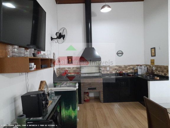 Imagem Casa com 3 Quartos à Venda, 200 m² em Vila Aparecida - Taubaté