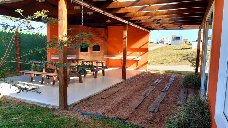 Imagem Terreno à Venda, 300 m² em Tomazetti - Santa Maria Imagem Terreno à Venda, 300 m² em Tomazetti - Santa Maria