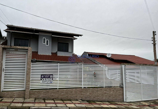 Imagem Sobrado com 4 Quartos à Venda, 220 m² em Centro - Penha