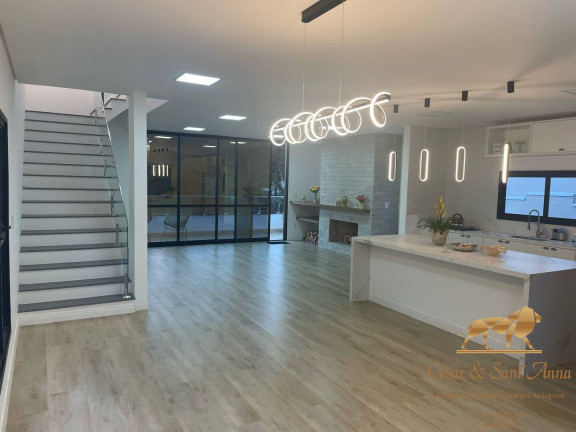 Imagem Casa com 5 Quartos à Venda, 308 m² em Campos Do Jordão