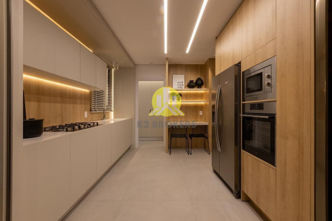 Imagem Apartamento com 3 Quartos à Venda, 151 m² em Batel - Curitiba Imagem Apartamento com 3 Quartos à Venda, 151 m² em Batel - Curitiba