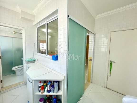 Imagem Apartamento com 3 Quartos à Venda, 180 m² em Pitangueiras - Guarujá