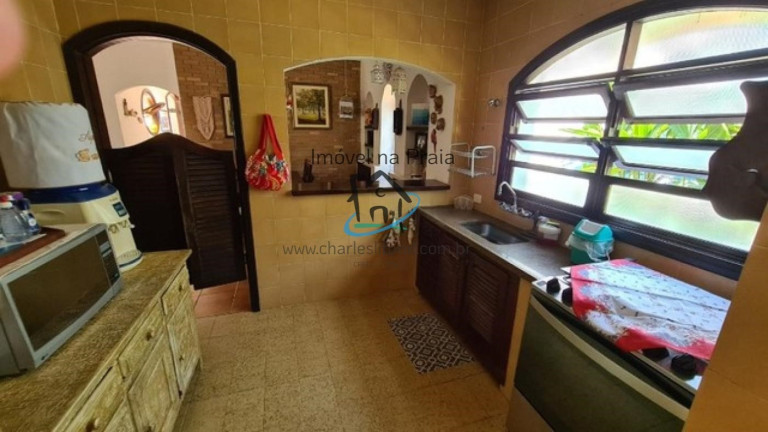 Imagem Casa com 4 Quartos à Venda, 150 m² em Praia Da Lagoinha - Ubatuba