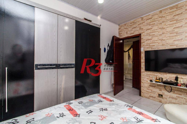 Imagem Casa com 2 Quartos à Venda, 180 m² em Marapé - Santos