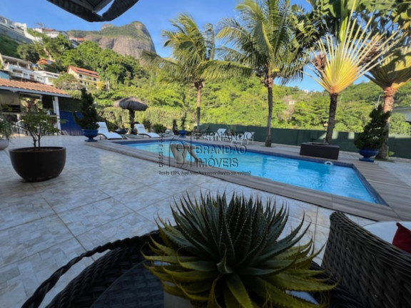 Imagem Casa com 3 Quartos à Venda, 473 m² em Barra Da Tijuca - Rio De Janeiro Imagem Casa com 3 Quartos à Venda, 473 m² em Barra Da Tijuca - Rio De Janeiro