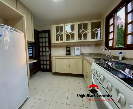 Imagem Casa com 3 Quartos à Venda, 1.000 m² em Campos Do Jordão Imagem Casa com 3 Quartos à Venda, 1.000 m² em Campos Do Jordão