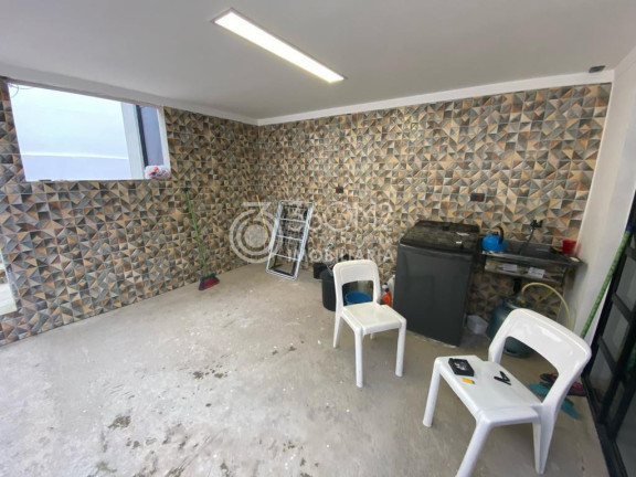Imagem Casa com 1 Quarto à Venda, 110 m² em Vila Helena - Santo André Imagem Casa com 1 Quarto à Venda, 110 m² em Vila Helena - Santo André