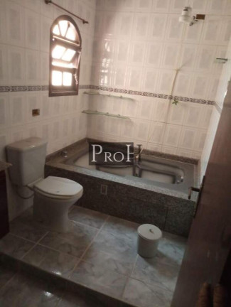 Imagem Sobrado com 3 Quartos à Venda, 250 m² em Vila Lucinda - Santo André