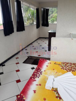 Imagem Casa com 10 Quartos à Venda, 476 m² em Caieiras - Guaratuba