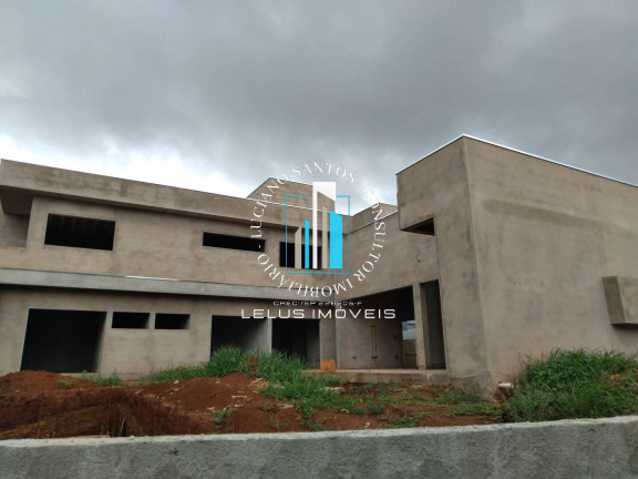 Casa à Venda, 743 m² em Portal Ville Gardênia - Boituva