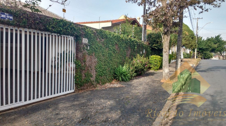 Casa com 4 Quartos à Venda, 288 m² em Vila Nogueira - Campinas
