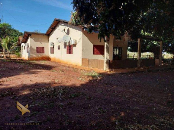 Imagem Chácara com 2 Quartos à Venda, 120 m² em área Rural  - Terenos