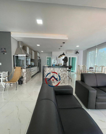 Imagem Casa com 3 Quartos à Venda, 520 m² em Condomínio Residencial Vila Jardim - Cuiabá