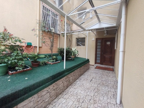 Imagem Imóvel com 2 Quartos à Venda, 51 m² em Cristal - Porto Alegre Imagem Imóvel com 2 Quartos à Venda, 51 m² em Cristal - Porto Alegre