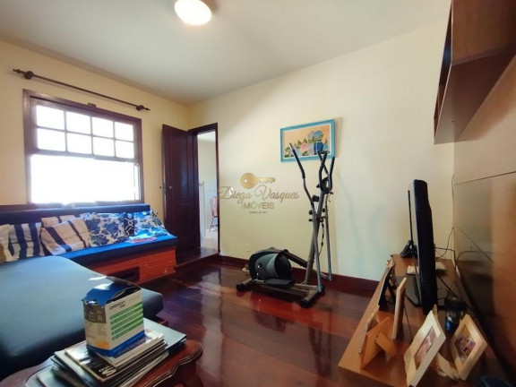 Imagem Casa com 4 Quartos à Venda, 312 m² em Golfe - Teresópolis