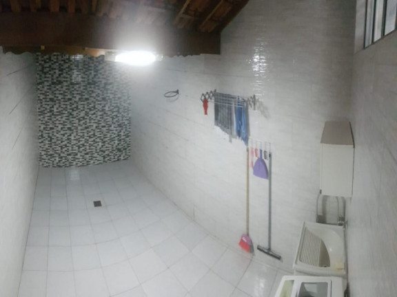 Imagem Sobrado com 2 Quartos à Venda,  em Vila Carmosina - São Paulo