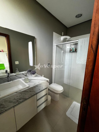 Imagem Casa com 5 Quartos à Venda, 293 m² em Jardins Paris - Goiânia Imagem Casa com 5 Quartos à Venda, 293 m² em Jardins Paris - Goiânia