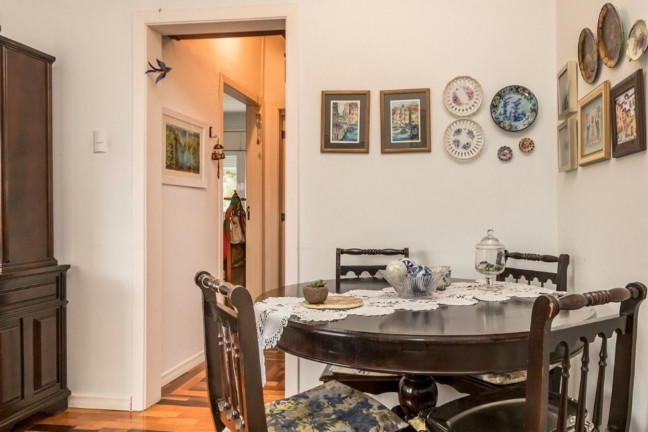 Imagem Imóvel com 2 Quartos à Venda, 60 m² em São João - Porto Alegre