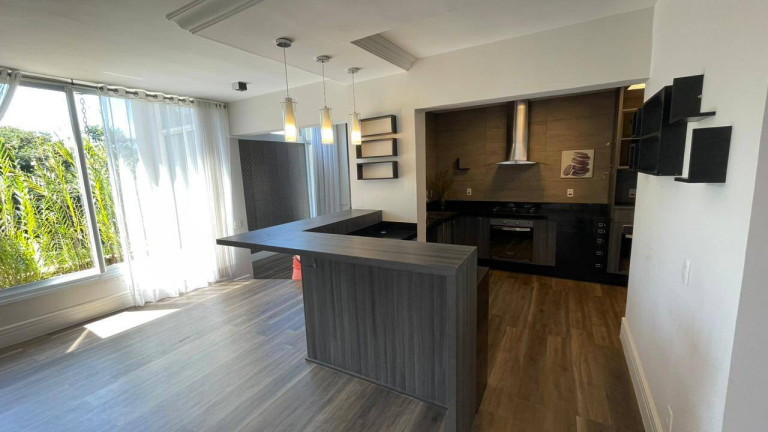 Casa com 3 Quartos para Alugar, 473 m² em São Paulo