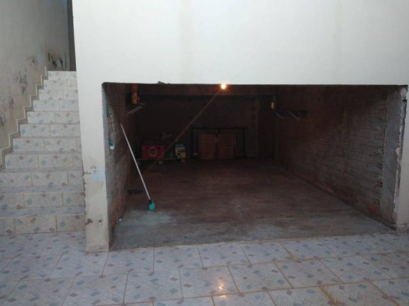 Imagem Casa com 2 Quartos à Venda, em Botucatu Imagem Casa com 2 Quartos à Venda, em Botucatu