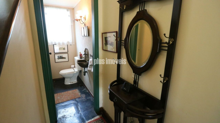 Imagem Casa com 3 Quartos à Venda, 300 m² em Pacaembu - São Paulo