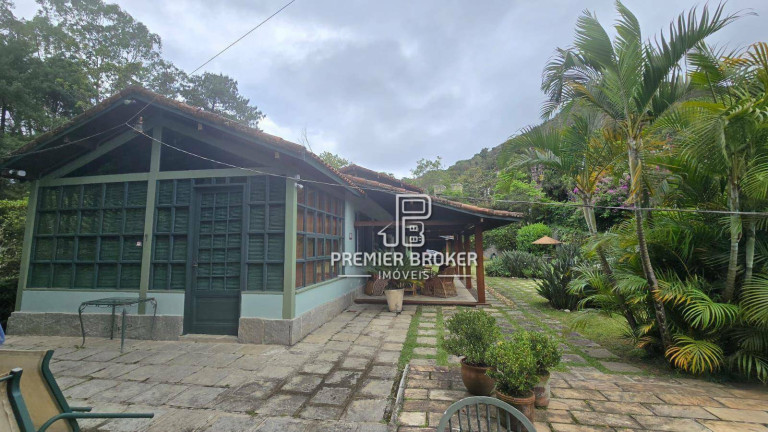 Imagem Casa com 4 Quartos à Venda, 226 m² em Bom Retiro - Teresópolis Imagem Casa com 4 Quartos à Venda, 226 m² em Bom Retiro - Teresópolis