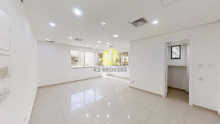 Sala Comercial à Venda, 31 m² em Itaim Bibi - São Paulo