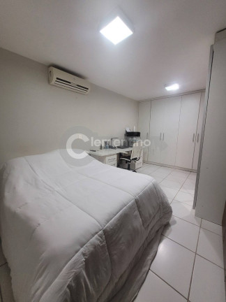 Imagem Casa de Condomínio com 6 Quartos à Venda,  em Flores - Manaus