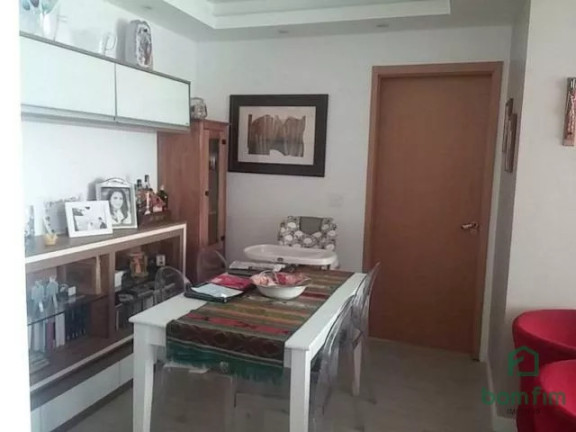 Imagem Apartamento com 2 Quartos à Venda, 74 m² em Menino Deus - Porto Alegre Imagem Apartamento com 2 Quartos à Venda, 74 m² em Menino Deus - Porto Alegre