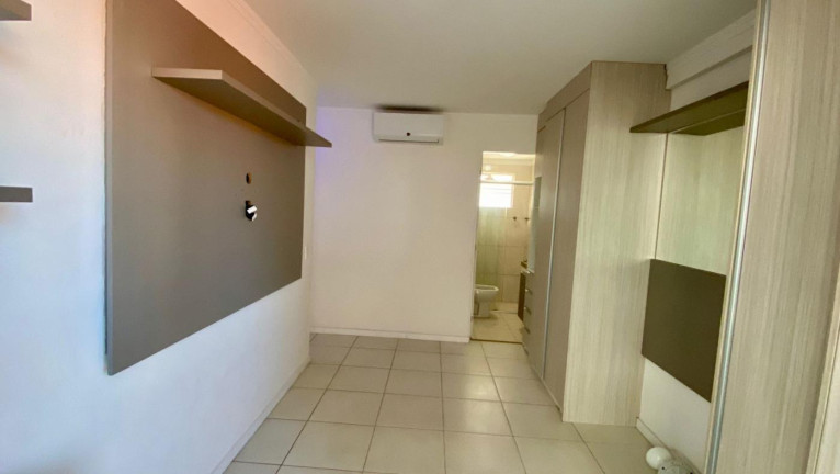 Imagem Apartamento com 3 Quartos para Alugar, 120 m² em Papicu - Fortaleza