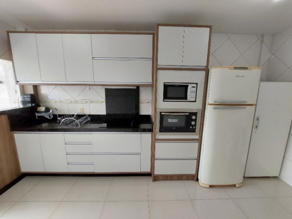 Apartamento com 2 Quartos para Alugar, 70 m² em Centro - Balneário Camboriú