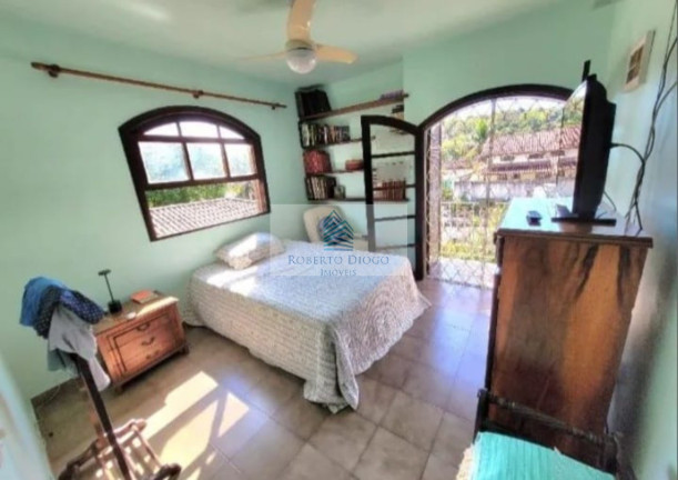 Imagem Casa com 4 Quartos à Venda, 216 m² em Maria Paula - Niterói Imagem Casa com 4 Quartos à Venda, 216 m² em Maria Paula - Niterói