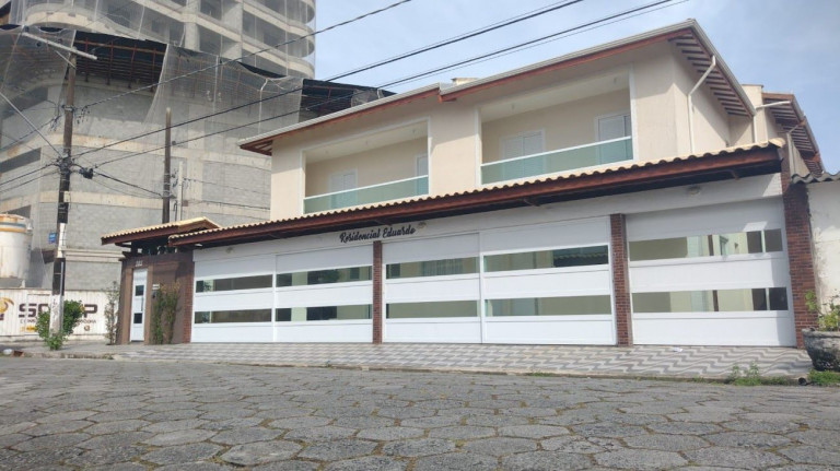Imagem Casa com 2 Quartos à Venda, 52 m² em Caiçara - Praia Grande Imagem Casa com 2 Quartos à Venda, 52 m² em Caiçara - Praia Grande