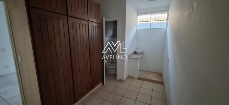 Imagem Imóvel com 1 Quarto para Alugar, 10 m² em Jardim São Lourenço - Campo Grande Imagem Imóvel com 1 Quarto para Alugar, 10 m² em Jardim São Lourenço - Campo Grande