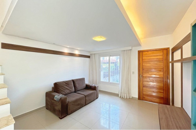 Imagem Casa com 2 Quartos à Venda, 76 m² em Guarujá - Porto Alegre