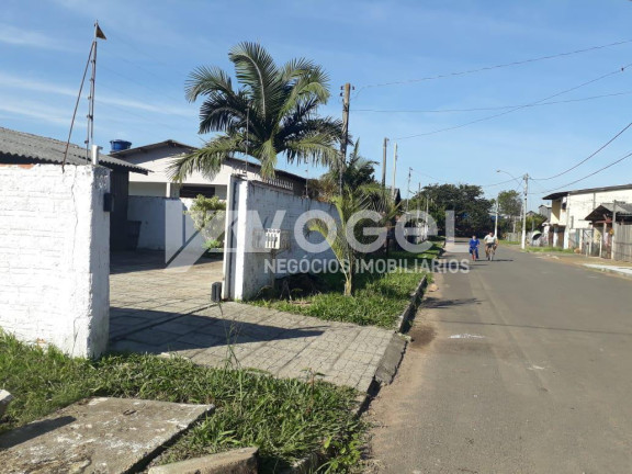 Imagem Casa com 2 Quartos à Venda, 360 m² em Jardim Betânia - Cachoeirinha Imagem Casa com 2 Quartos à Venda, 360 m² em Jardim Betânia - Cachoeirinha
