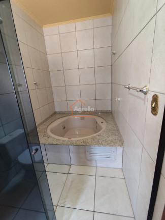 Imagem Casa com 3 Quartos à Venda, 244 m² em Centro - Mogi Mirim Imagem Casa com 3 Quartos à Venda, 244 m² em Centro - Mogi Mirim