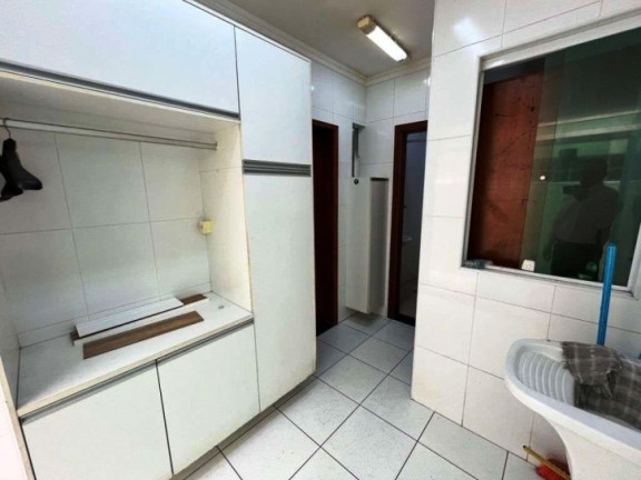 Imagem Casa com 3 Quartos à Venda, 160 m² em Estuário - Santos