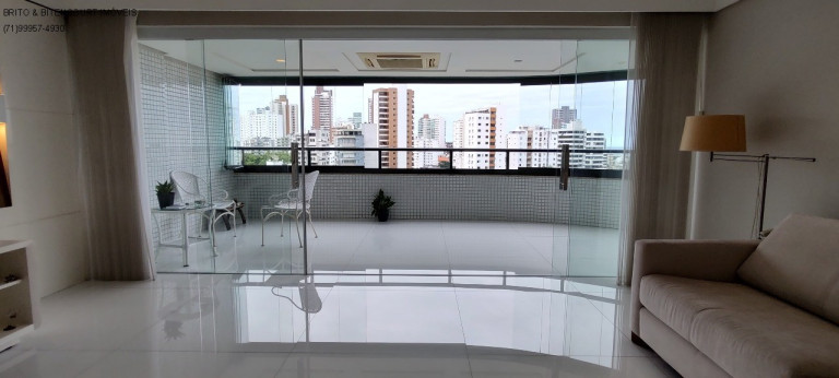 Imagem Imóvel com 3 Quartos à Venda, 143 m² em Graça - Salvador Imagem Imóvel com 3 Quartos à Venda, 143 m² em Graça - Salvador