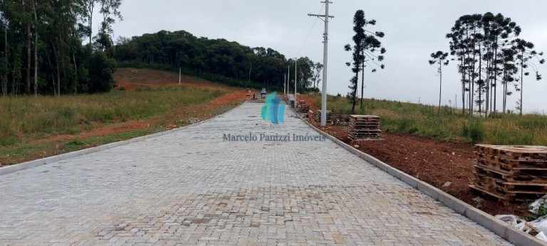 Terreno à Venda, 390 m² em Tamandaré - Garibaldi
