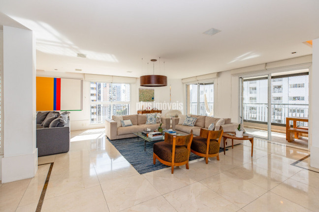 Imagem Apartamento com 4 Quartos à Venda, 315 m² em Moema - São Paulo Imagem Apartamento com 4 Quartos à Venda, 315 m² em Moema - São Paulo