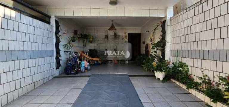Imagem Casa com 6 Quartos à Venda, 165 m² em Embaré - Santos Imagem Casa com 6 Quartos à Venda, 165 m² em Embaré - Santos
