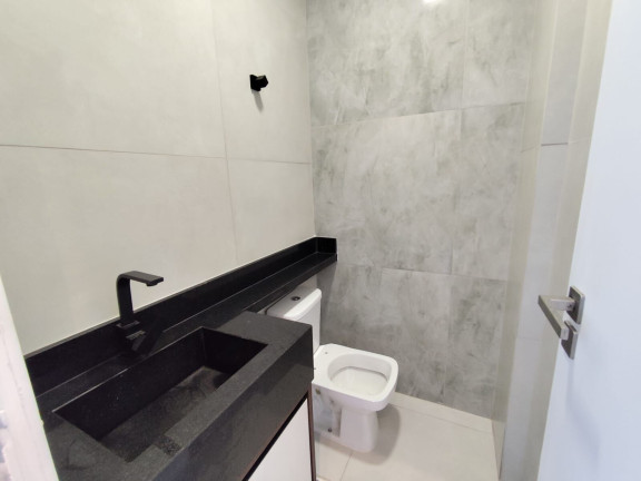 Imagem Casa com 3 Quartos à Venda, 290 m² em Boqueirão - Santos